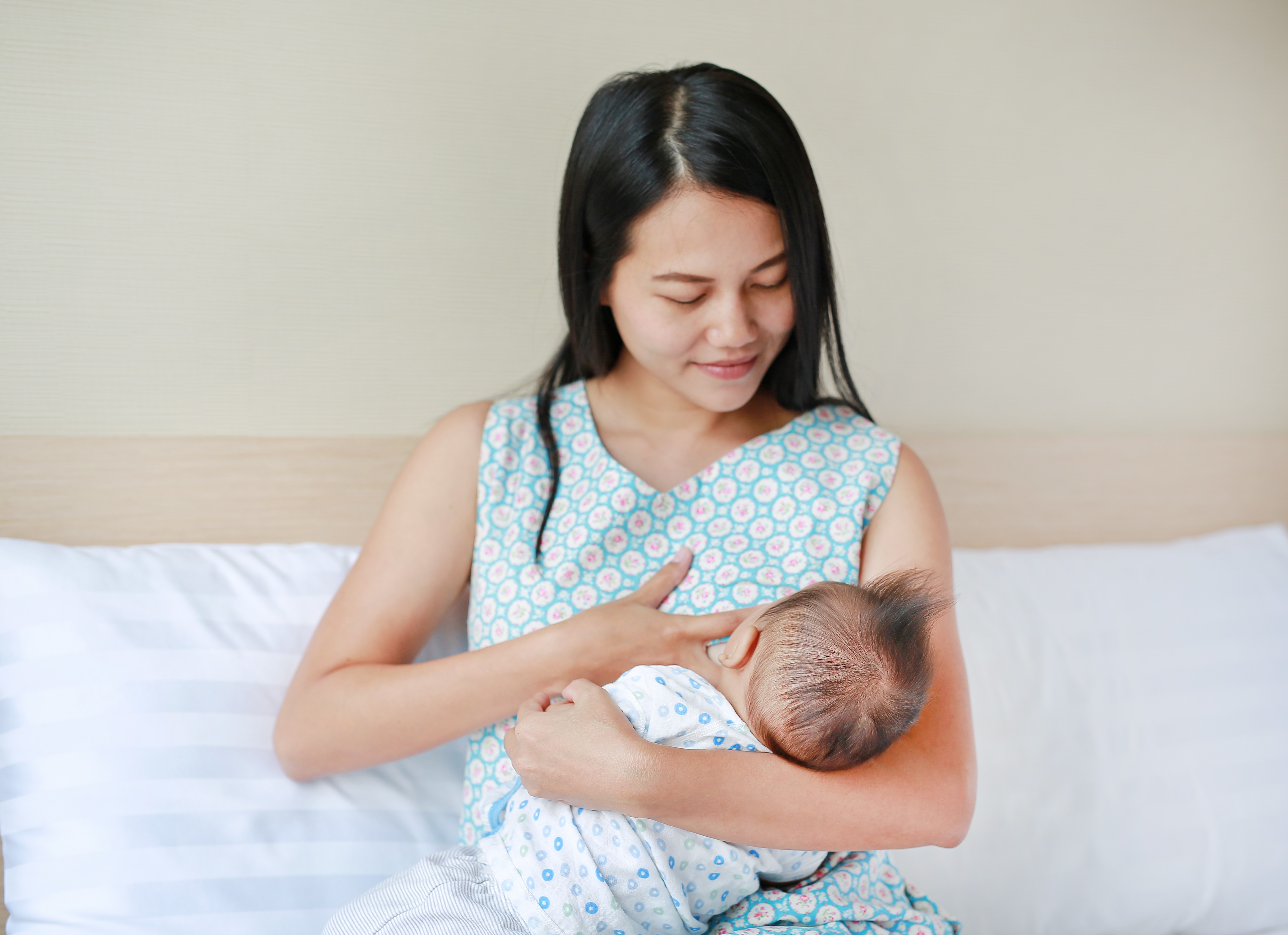 bayi susah BAB, sembelit bayi, cara mengatasi sembelit bayi, MPASI sembelit, tips lancarkan BAB bayi, Bunda, si Kecil